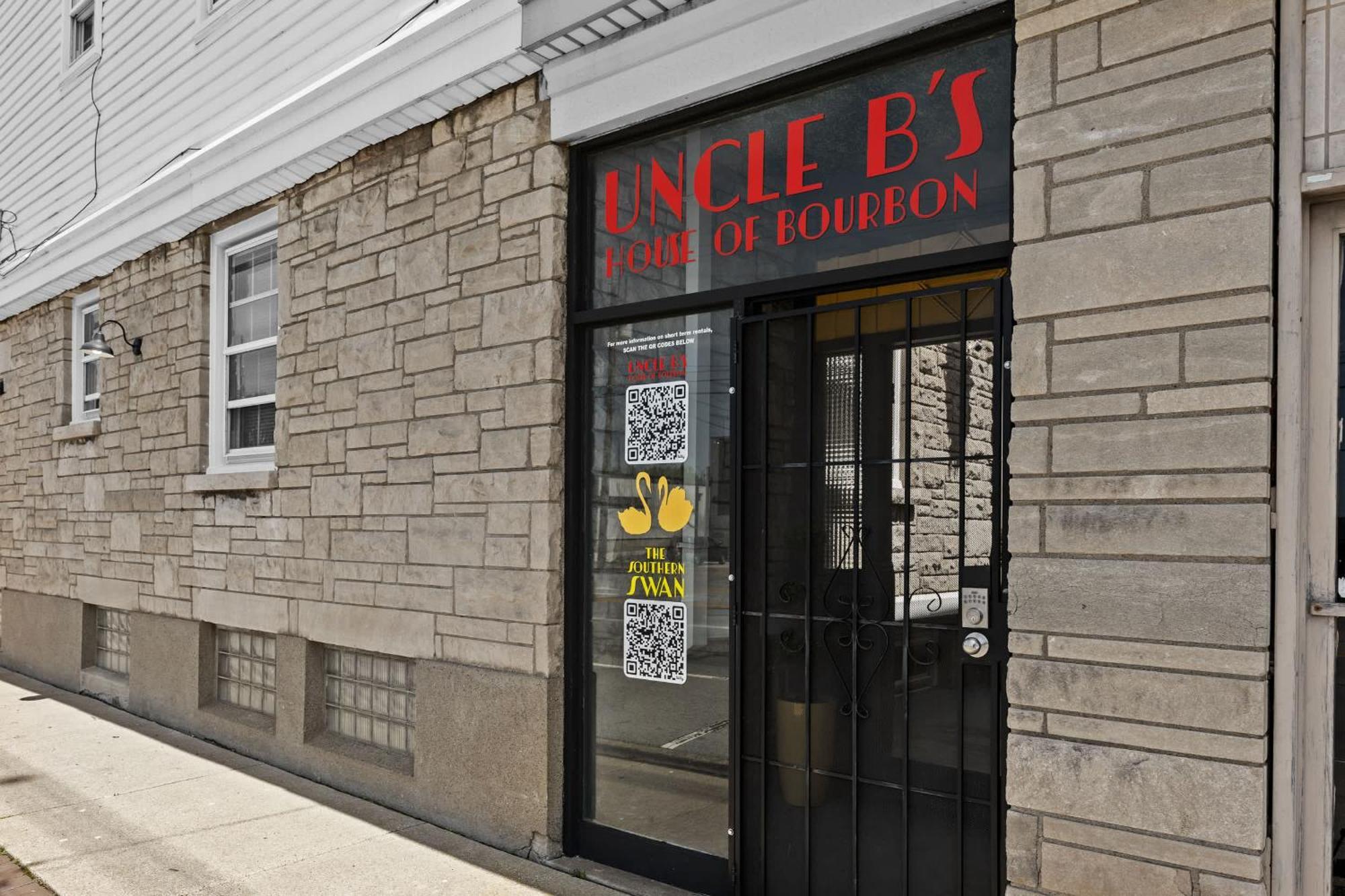 4 Spacious Units Close To Downtown & Expo Center Louisville