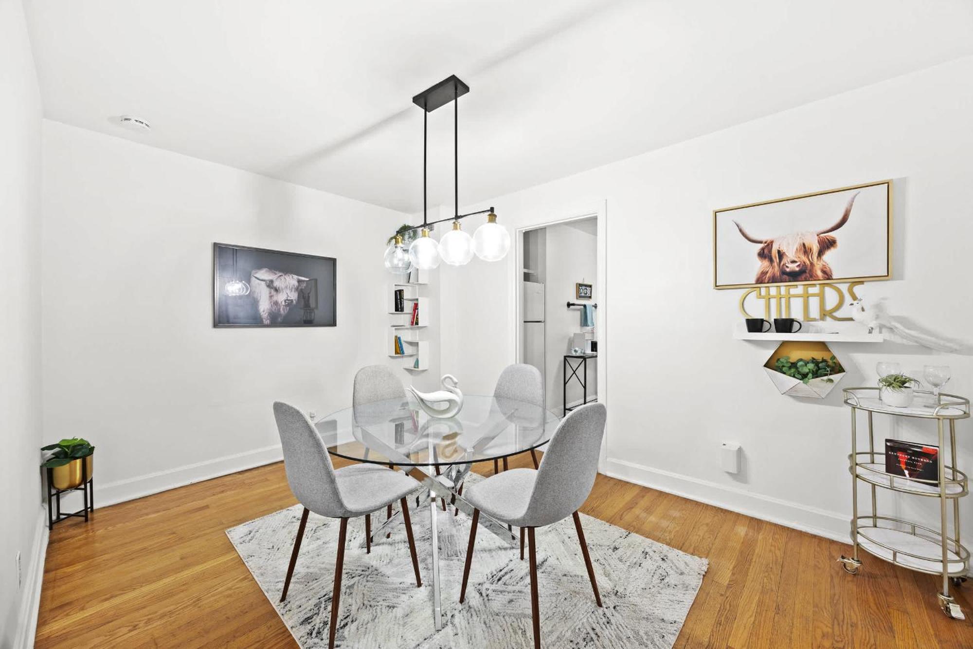 4 Spacious Units Close To Downtown & Expo Center *